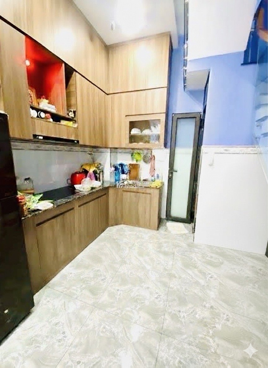 BÁN NHÀ MẶT TIỀN 35m2 (NGANG 4m) - 4 TẦNG - KINH DOANH SẦM UẤT - RẠCH CÁT QUẬN 8 - NHỈNH 4 TỶ