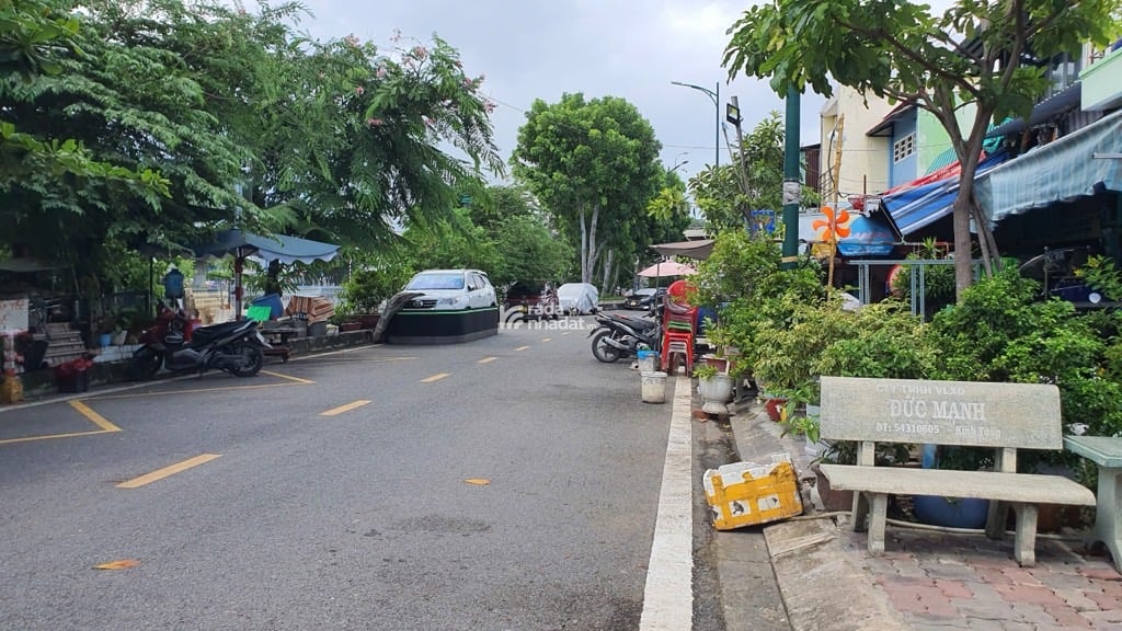 NHÀ MỚI MẶT TIỀN KINH DOANH SÁT Q5, NGANG 4M, 4 TẦNG, SHR, HOÀN CÔNG, NHỈNH 4 TỶ