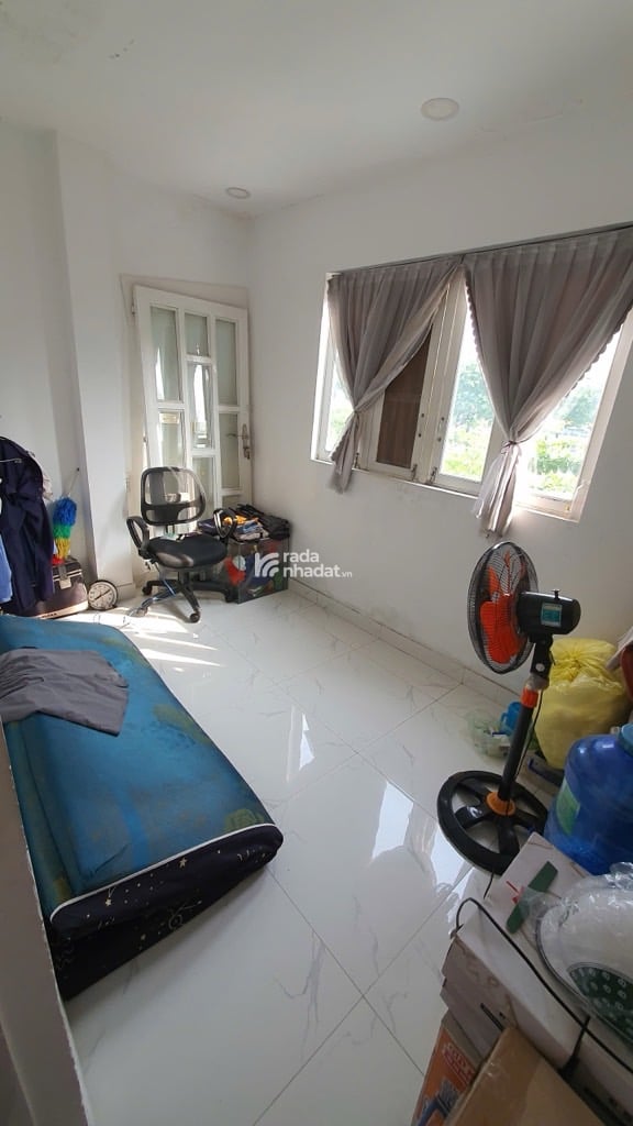 NHÀ MỚI MẶT TIỀN KINH DOANH SÁT Q5, NGANG 4M, 4 TẦNG, SHR, HOÀN CÔNG, NHỈNH 4 TỶ