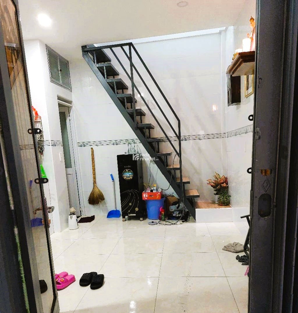 Cơ hội cho nhà đầu tư vừa giữ tiền vừa cho thuê - Nguyễn Thị Tần ngay chợ Rạch Ông Quận 8

