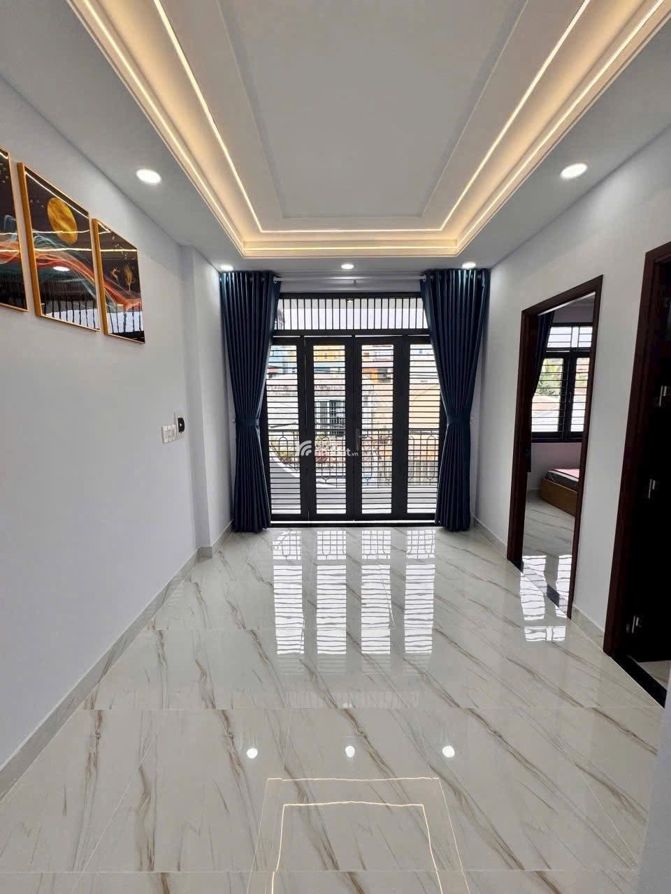 CẦN TIỀN GẤP BÁN NHÀ ĐƯỜNG TRẦN KHẮC CHÂN PHƯỜNG TÂN ĐỊNH QUẬN 1 HXH 50m2