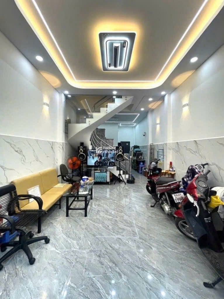 Nhà hẻm Ô tô đỗ cửa QUẬN 10 - Lê Hồng Phong -4 x 11 m -10.65 tỷ