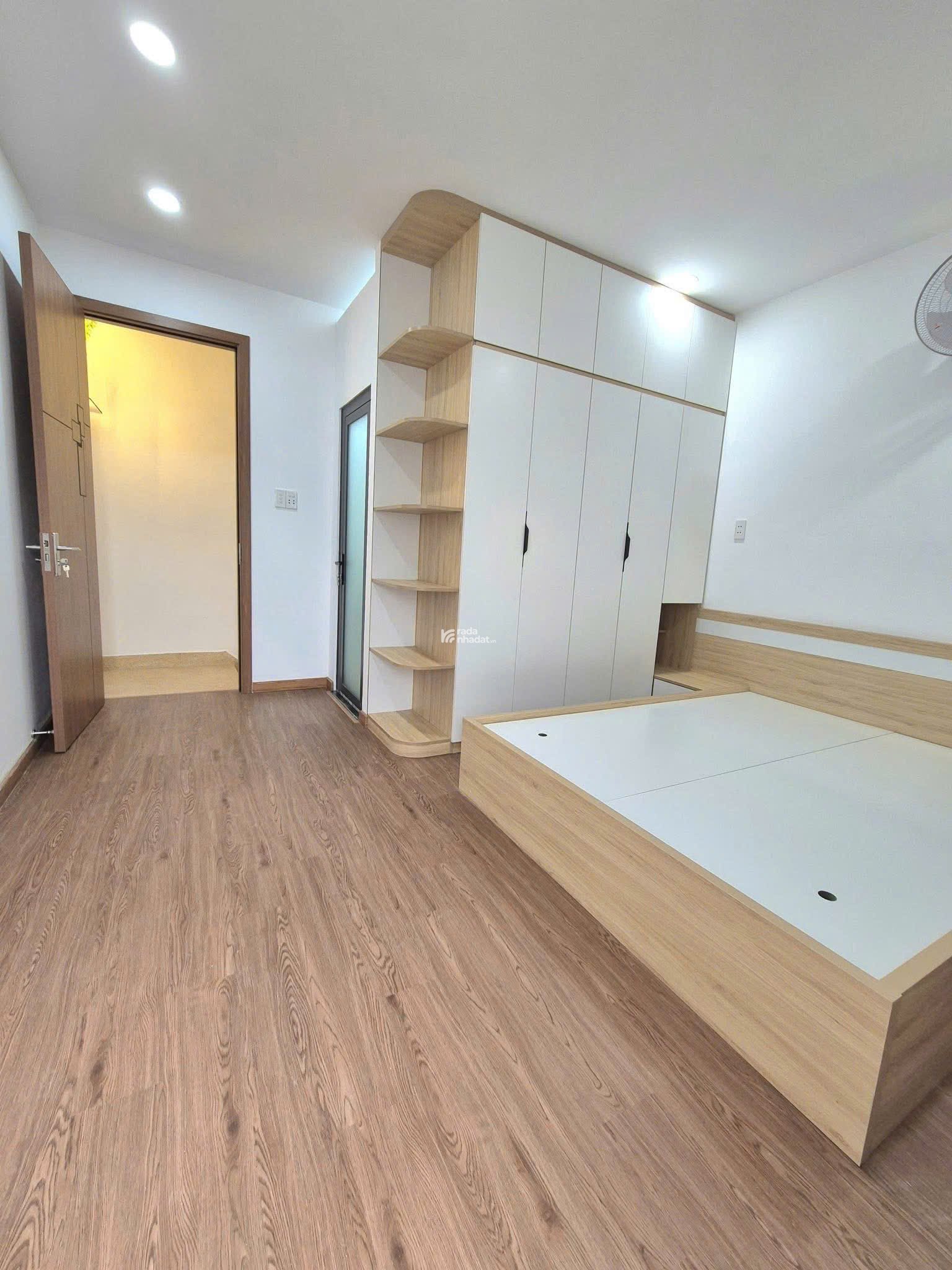 BÁN nhà Nguyễn Ngọc Phương P19 Q.Bình Thạnh, HXH, giá 3ty950, cạnh bên trung tâm SG, lh ngay 