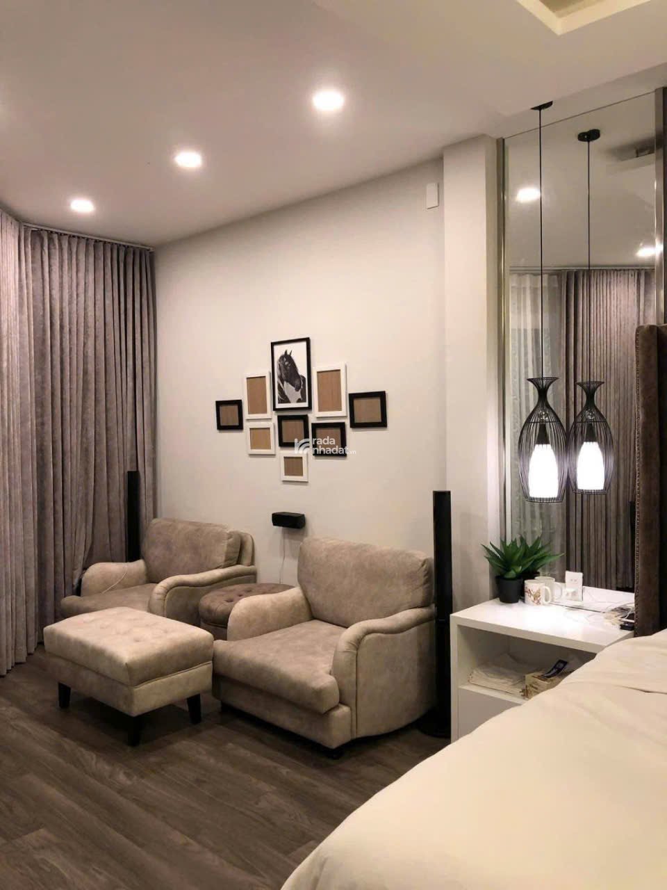 Mặt tiền kinh doanh lô góc  4 tầng  Hoa Lan  Phường 2  Phú Nhuận  4x16m  Giá 29.5 tỷ