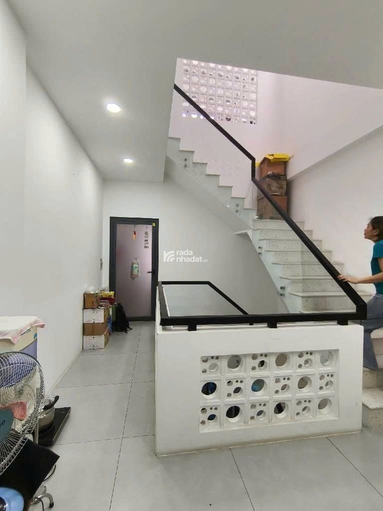 Bán nhà đẹp 4 tầng Đô Đốc Chấn, Sơn Kỳ , Tân Phú chỉ 5.9 tỷ