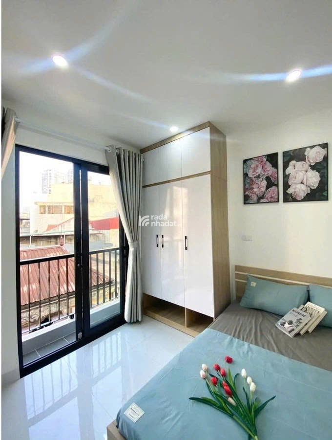 Căn hộ dòng tiền  Tôn Thất Tùng ô tô sát nhà, 2 thoáng DT: 90m2, 7 tầng, MT : 5,5m chào: 25,8 tỷ 