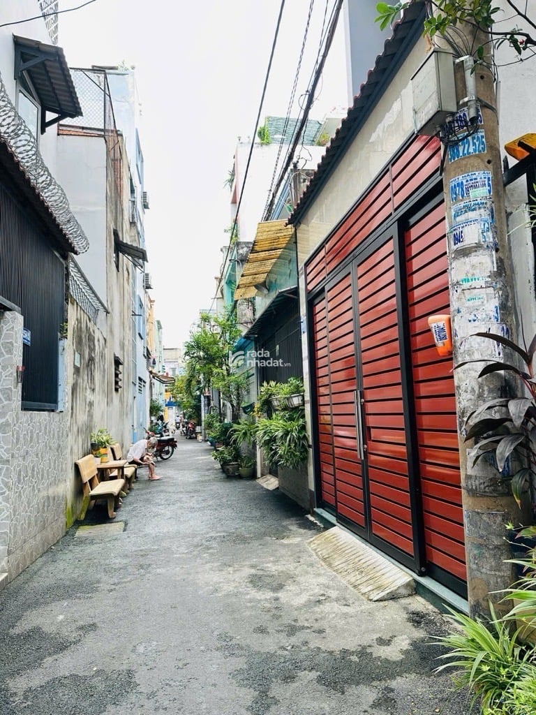 HẺM XE HƠI VƯỜN LÀI, TÂN PHÚ, CHUẨN 64M2 HIẾM CÓ. GIẢM 550TR CHỈ CÒN 5.5T TL TỐT