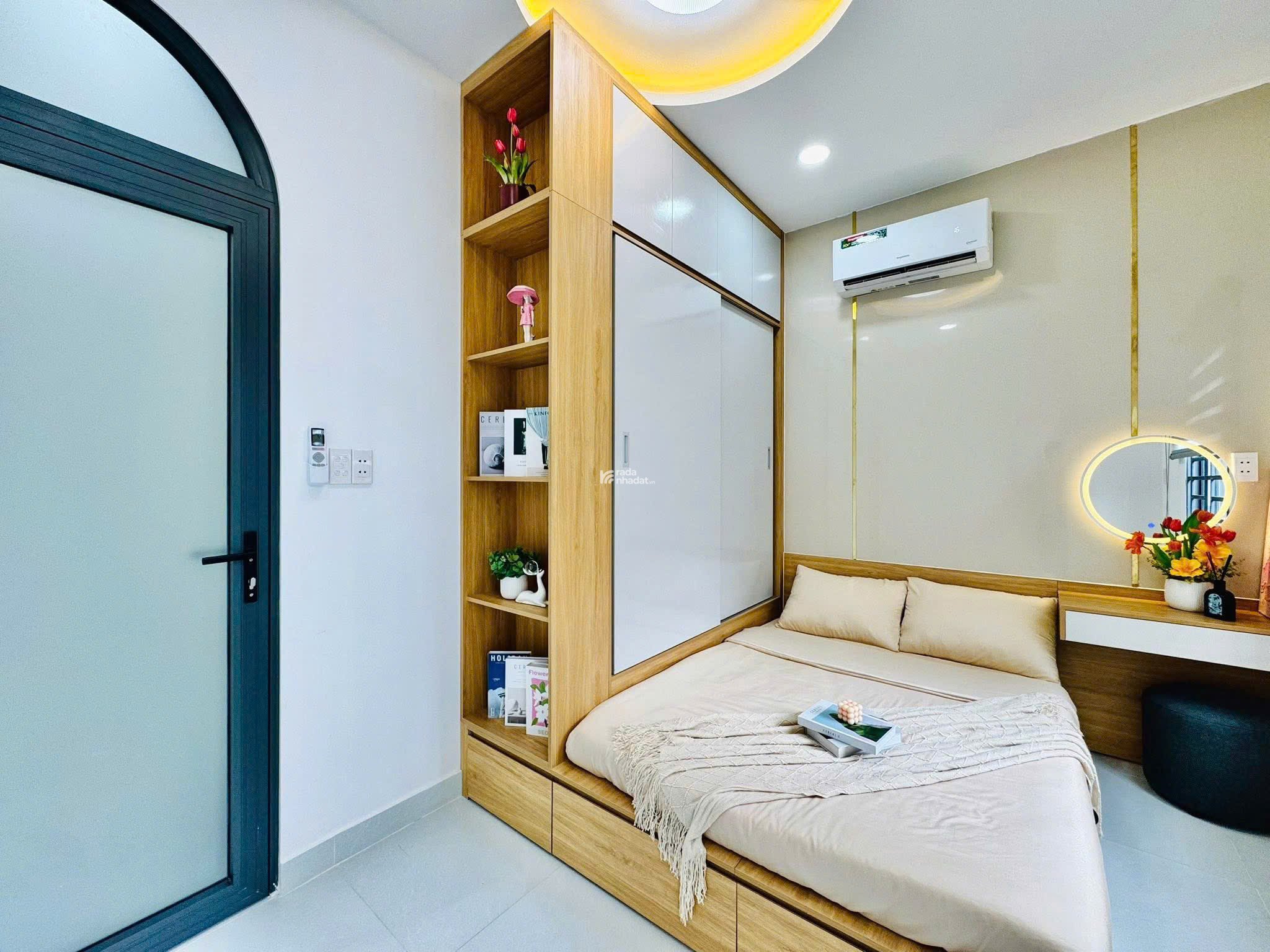 Bán nhà đang cho thuê 15tr/ tháng ngay Đào Duy Anh, Phú Nhuận. Giá: 3 tỷ 120tr/65m2, riêng