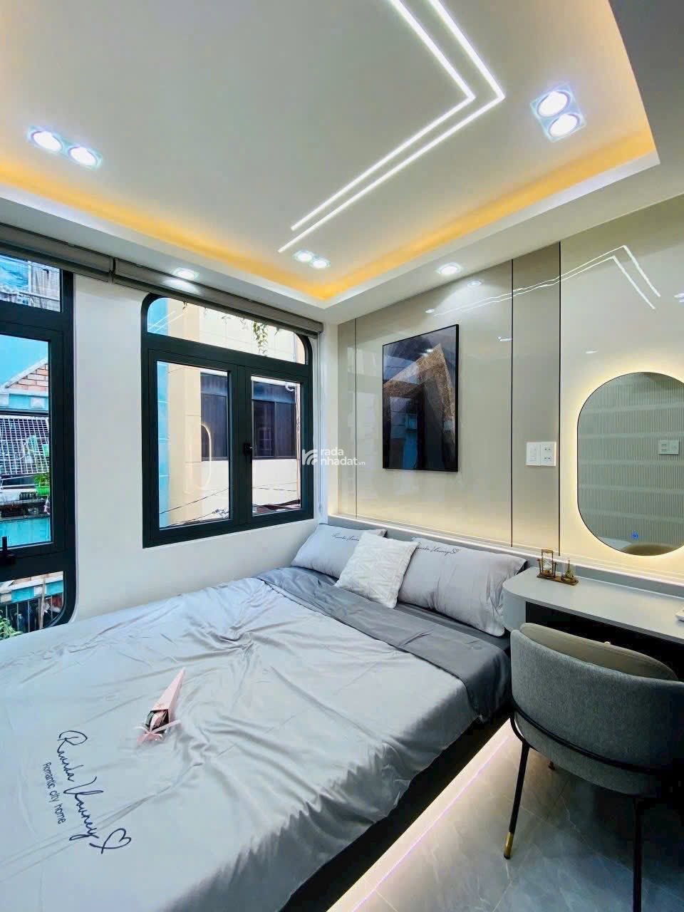 Bán nhà Nguyễn Thiện Thuật, Phường 2, Quận 3, Diện tích 55m2, Giá 3 tỷ 865, Sổ hổng riêng