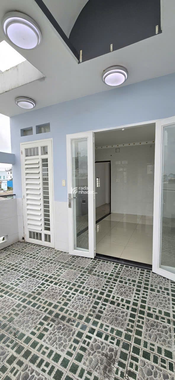 Nhà Mới,Đường Chiến Lược,Bình Trị Đông (62m2 _ 4.3 x 15 x 3 Tầng) 6.5 TỶ TL