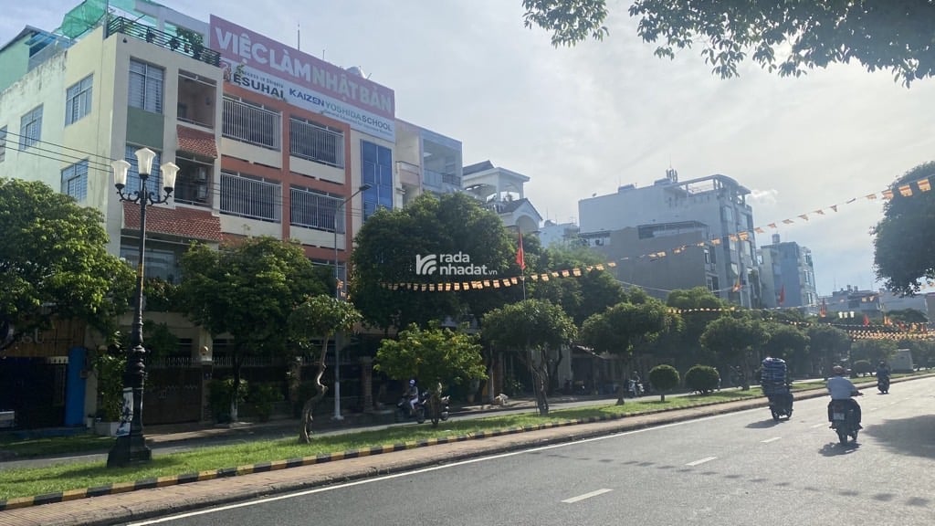 SÁT HẺM XE HƠI LÊ THÚC HOẠCH, TÂN PHÚ, CHUẨN 38M2 HIẾM CÓ. GIẢM 450TR CHỈ 5.1T