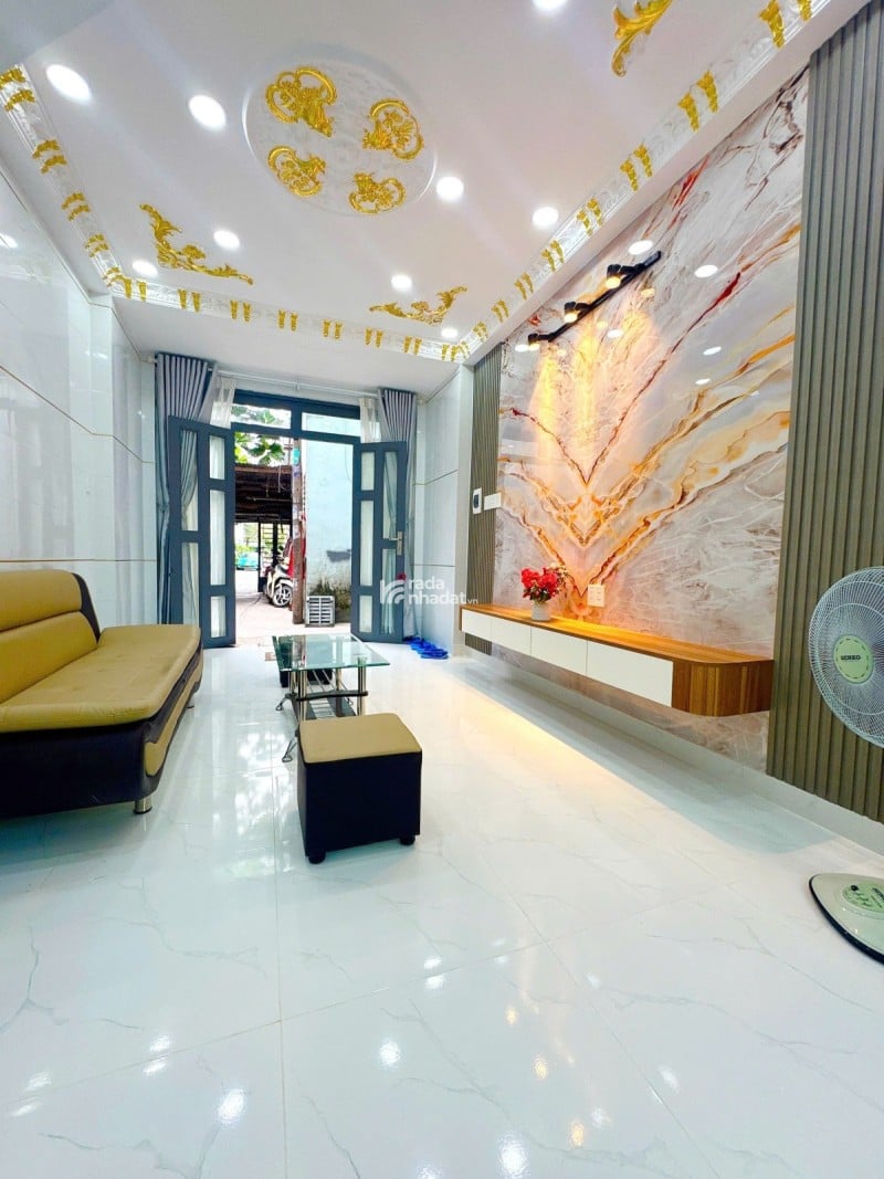  CHỈ 1/LÊ VĂN QUỚI - HẺM XE TẢI ĐẬU CỬA - 32M2 (3.2x10M) 2 TẦNG MỚI 3 TỶ