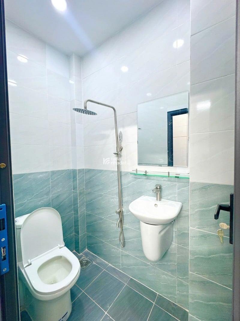  CHỈ 1/LÊ VĂN QUỚI - HẺM XE TẢI ĐẬU CỬA - 32M2 (3.2x10M) 2 TẦNG MỚI 3 TỶ