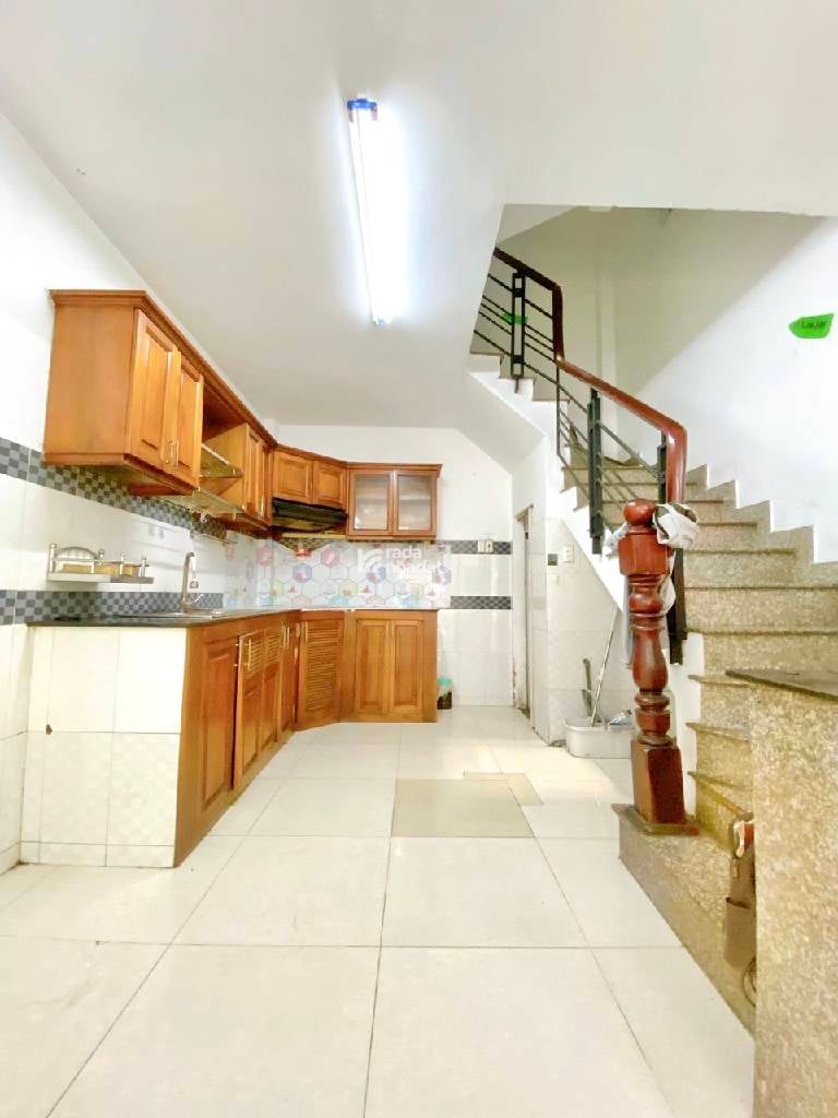 HẺM XE HƠI 5M THÔNG - SAU TRƯỜNG QUỐC TẾ - QUẬN 10 - 5 TẦNG BTCT HOÀN CÔNG ĐẦY ĐỦ - 3PN - ST - 8,x 