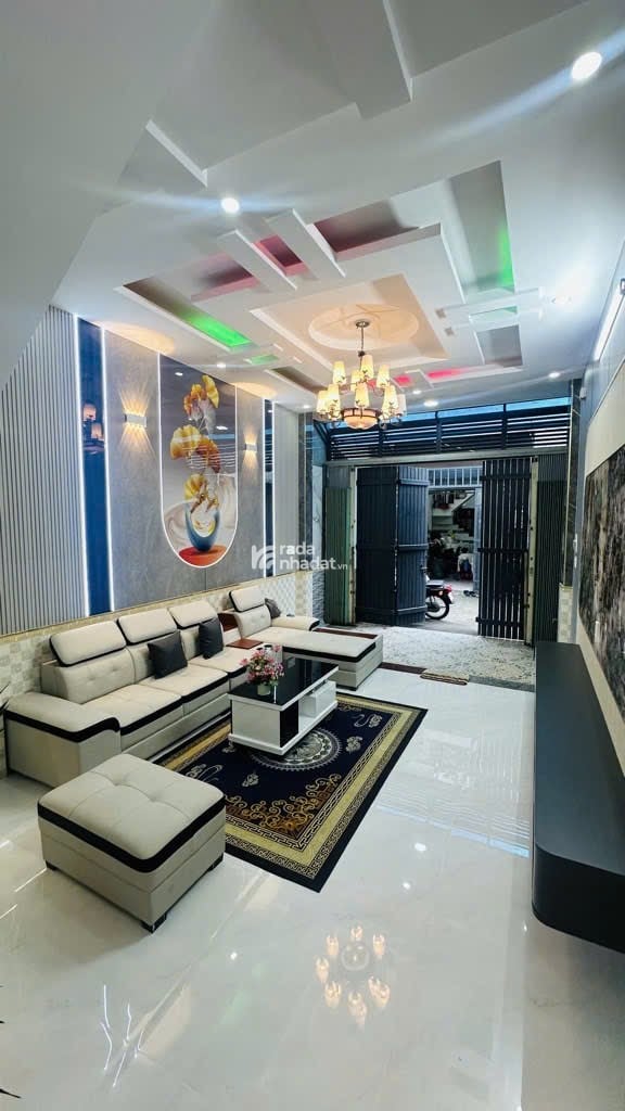 BÁN NHÀ LÂM THỊ HỐ Q12 - DIỆN TÍCH 51m - NHÀ MỚI 3 TẦNG 4PN HẺM ÔTÔ - CHỦ XÂY KIÊN CỐ - CHỈ 5.45 TỶ