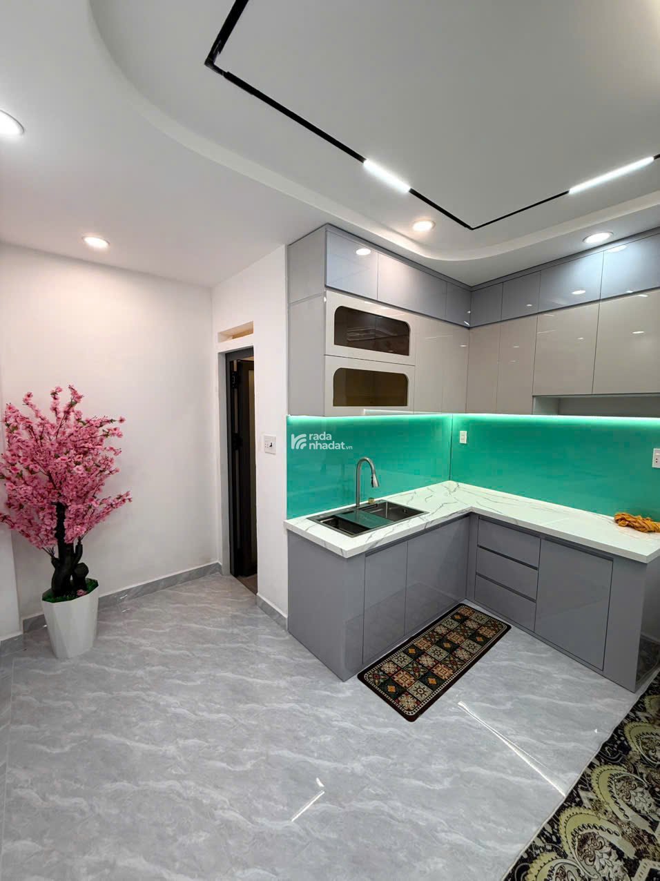 Gần MT Âu Cơ, 35m2 nở hậu, 3PN mới keng, chỉ 4.75 tỷ, dọn vào ở ngay