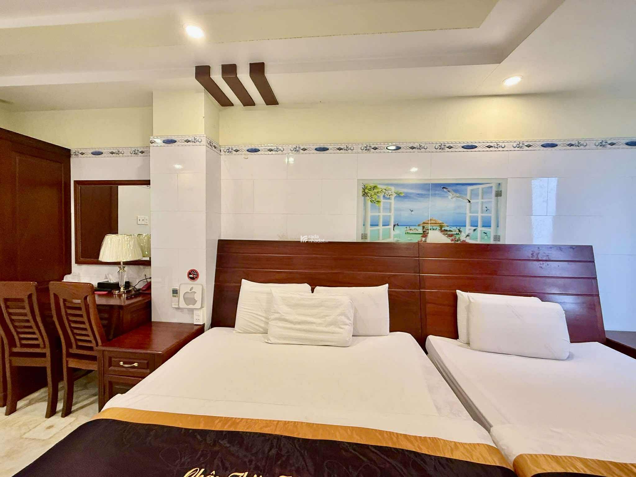 KHÁCH SẠN 7 TẦNG K300 HOÀNG HOA THÁM - DÒNG TIỀN 220TR/THÁNG - 58.5 TỶ