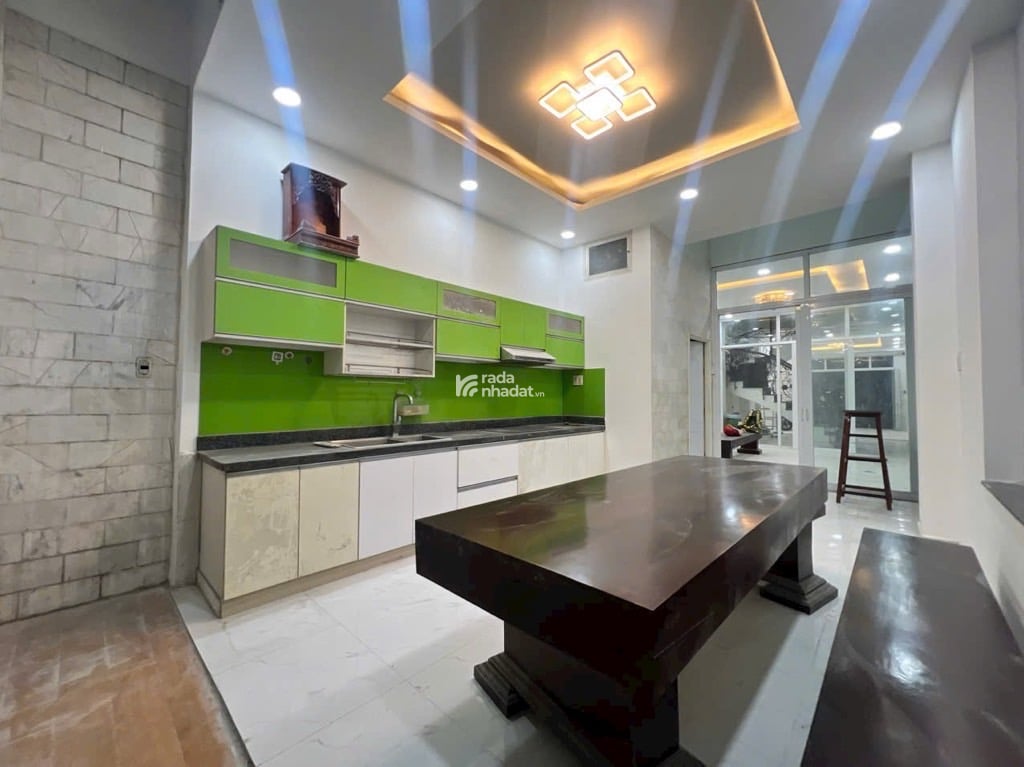 Bán nhà đường kênh 19/5 tây thạnh