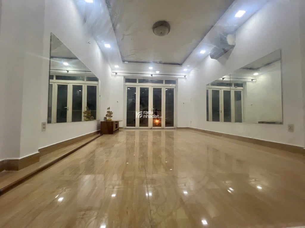 Bán nhà đường kênh 19/5 tây thạnh