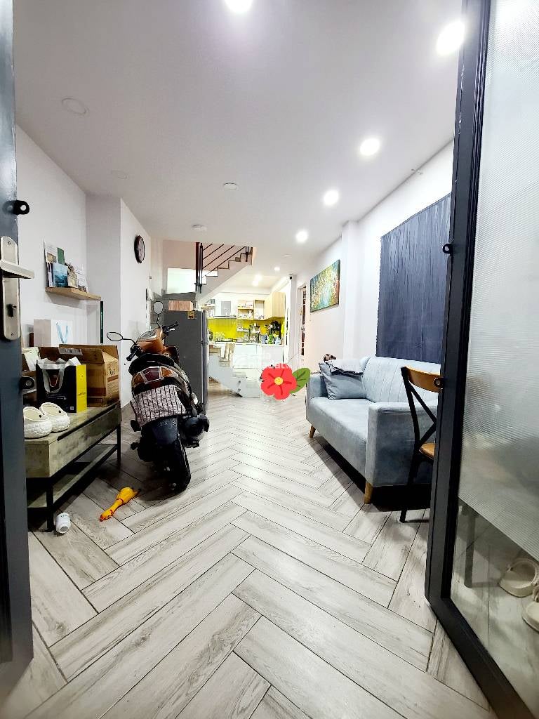 HẺM XE HƠI - NGUYỄN THIỆN THẬT - P.3 - QUẬN 3 - NHÀ MỚI ĐẸP VÀO Ở NGAY-DT: 34M2- 6 TỶ 75