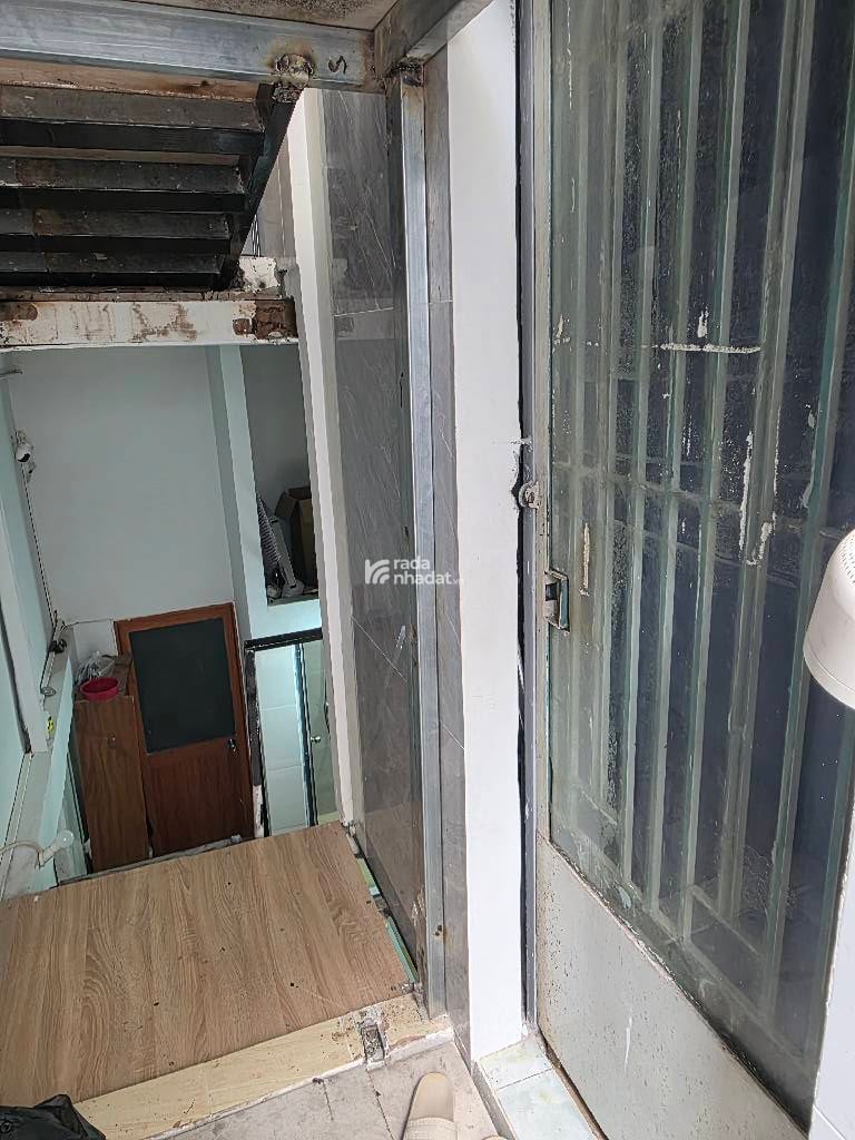 Sát Tên Lửa,  40m2 ,  đang cho thuê dòng tiền khủng 