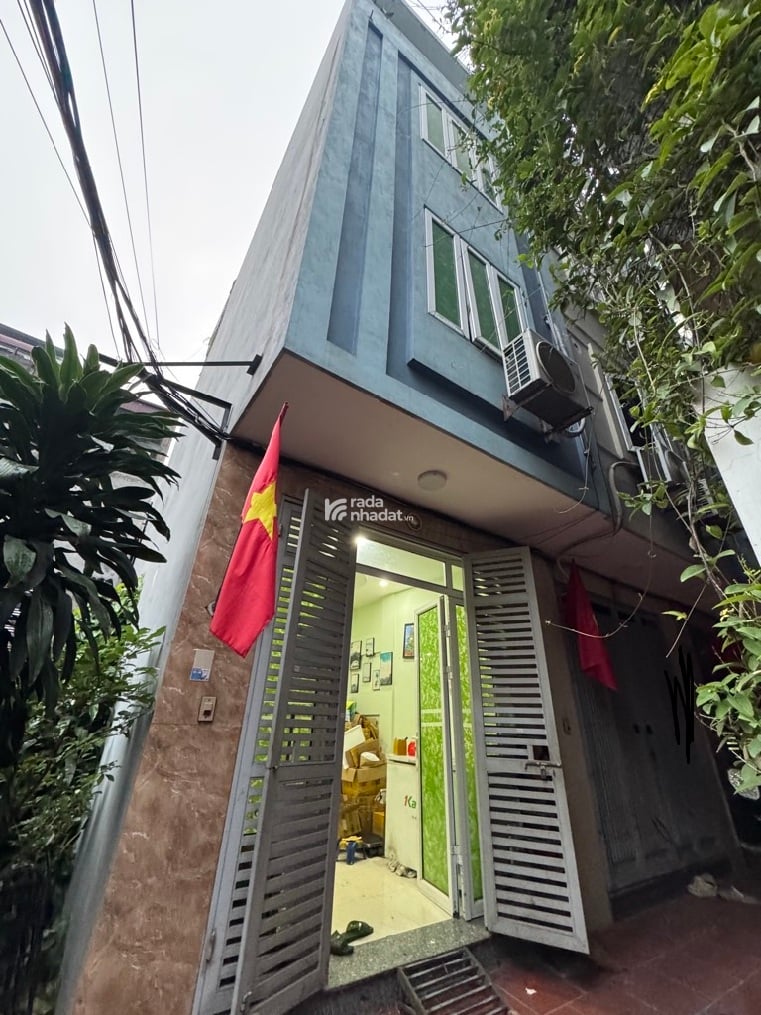 TRẦN QUỐC HOÀN - HOÀNG QUỐC VIỆT - LÔ GÓC - 39.6M2 - 8.5 TỶ