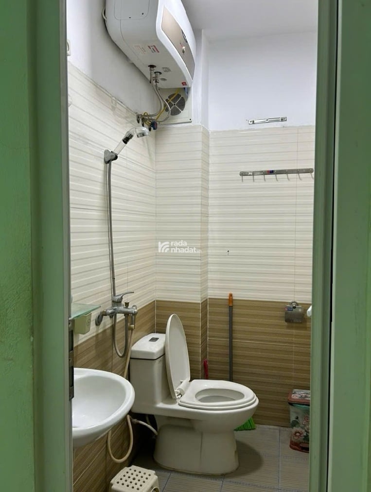 TRẦN QUỐC HOÀN - HOÀNG QUỐC VIỆT - LÔ GÓC - 39.6M2 - 8.5 TỶ