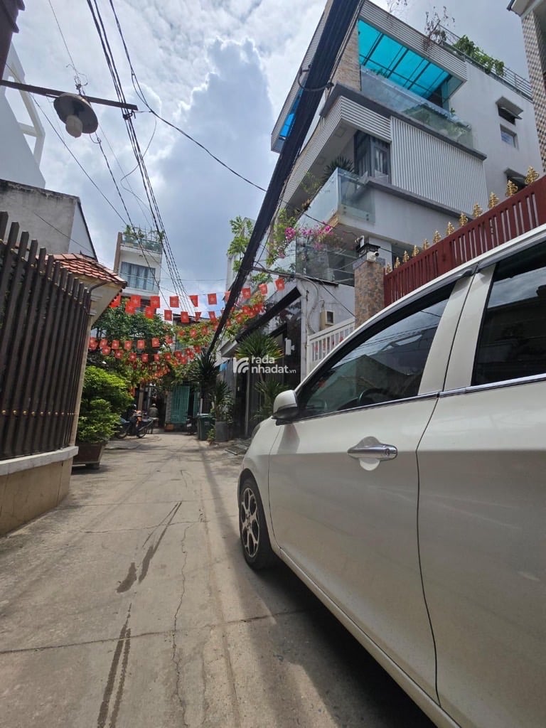 QUẬN 7 - HXH NGUYỄN VĂN QUỲ - 5,2 tỷ - SHR - HOÀN CÔNG CHUẨN; 