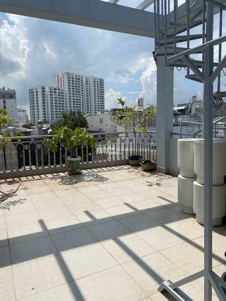 90m2 - Giá 13 tỷ - HXH Trần Xuân Soạn gần bệnh viện đa khoa Tân Hưng