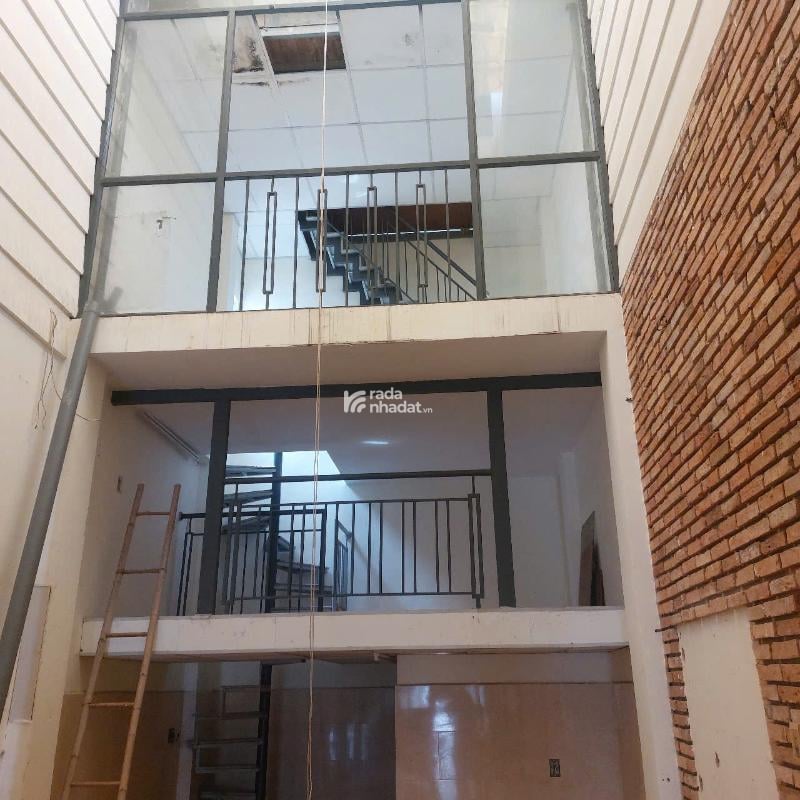 MTKD ĐƯỜNG 30M ( SỐ NHÀ MÃI LỘC PHÁT ) - 70M2 X 3 TẦNG - VUÔNG - H.CÔNG - CHO THUÊ BÈO 20TR/TH