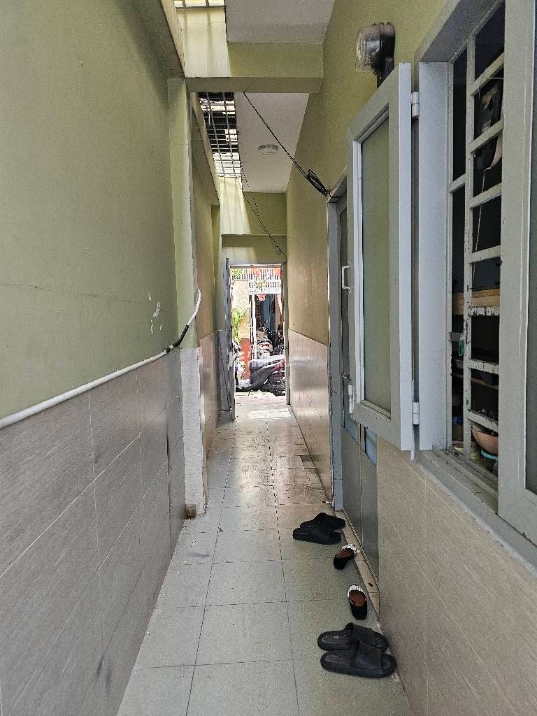 NHÀ LẠC LONG QUÂN, 63M2, Ngang 7 Dài 9, Rẻ hơn thị trường, Chỉ 4.85 Tỷ