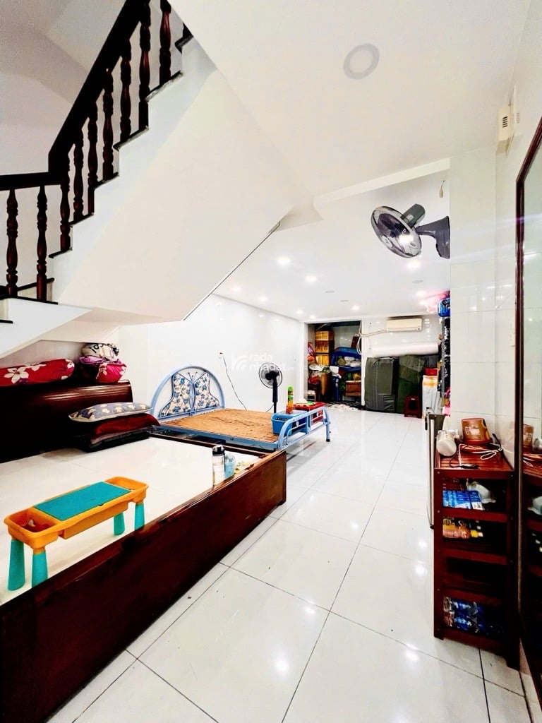 SÁT VÁCH Q10, MẶT TIỀN ĐẶNG LỘ, TÂN BÌNH, 80M2 KẾT CẤU HOA HẬU. GIẢM 350TR CHỈ 15.5T TL 