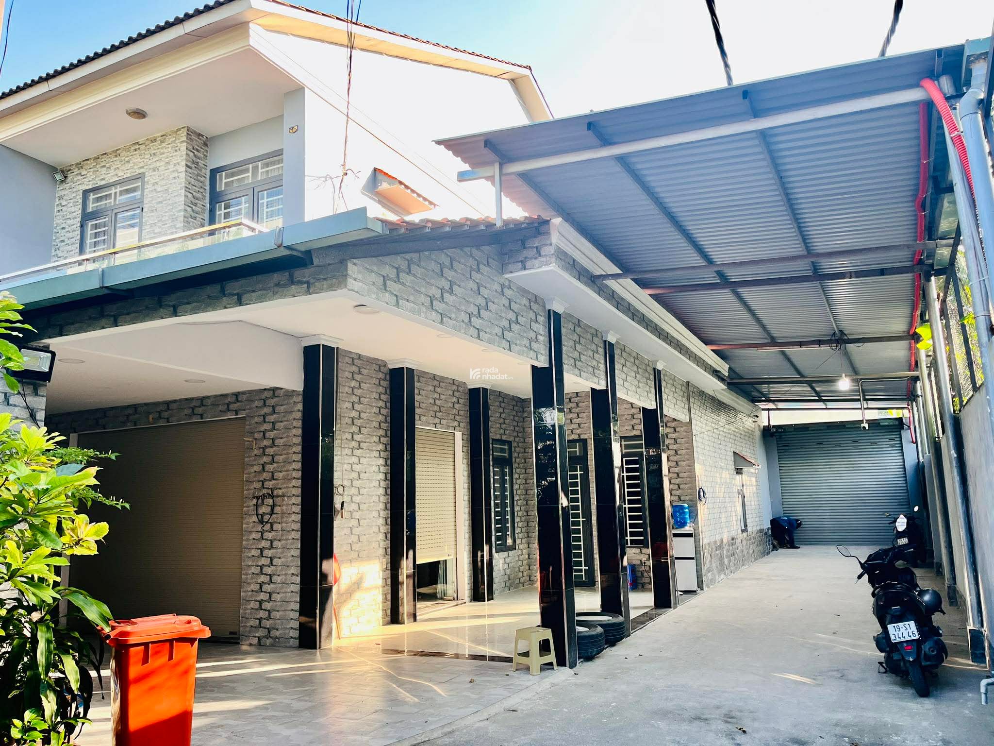 Bán Nhà và Xưởng.Xuân Thới Thượng, Gần Chợ Đầu Mối Hóc Môn. 880m2, Ngang 24m Đường 8m Thông.