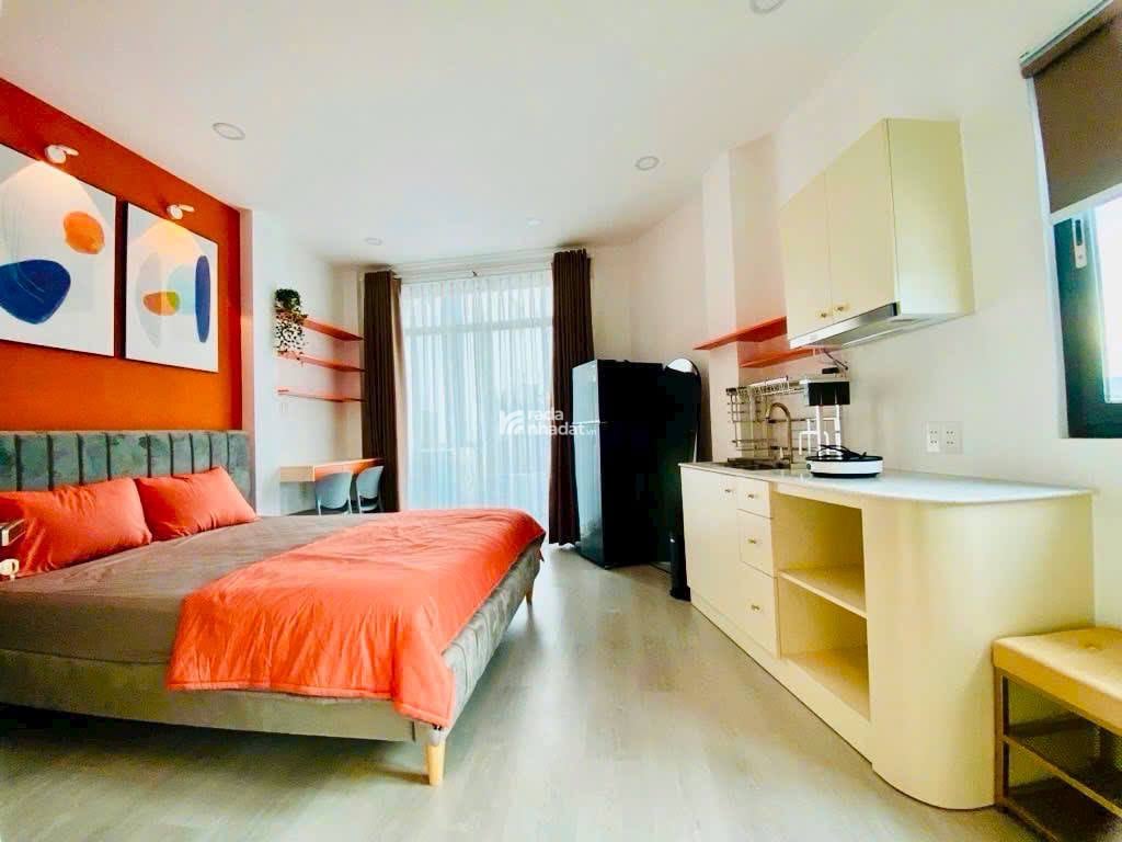CHÍNH CHỦ NGỘP GẤP BÁN - MẶT TIỀN KINH DOANH KHU PHAN XÍCH LONG 54M2 5 TẦNG , THANG MÁY SỊN