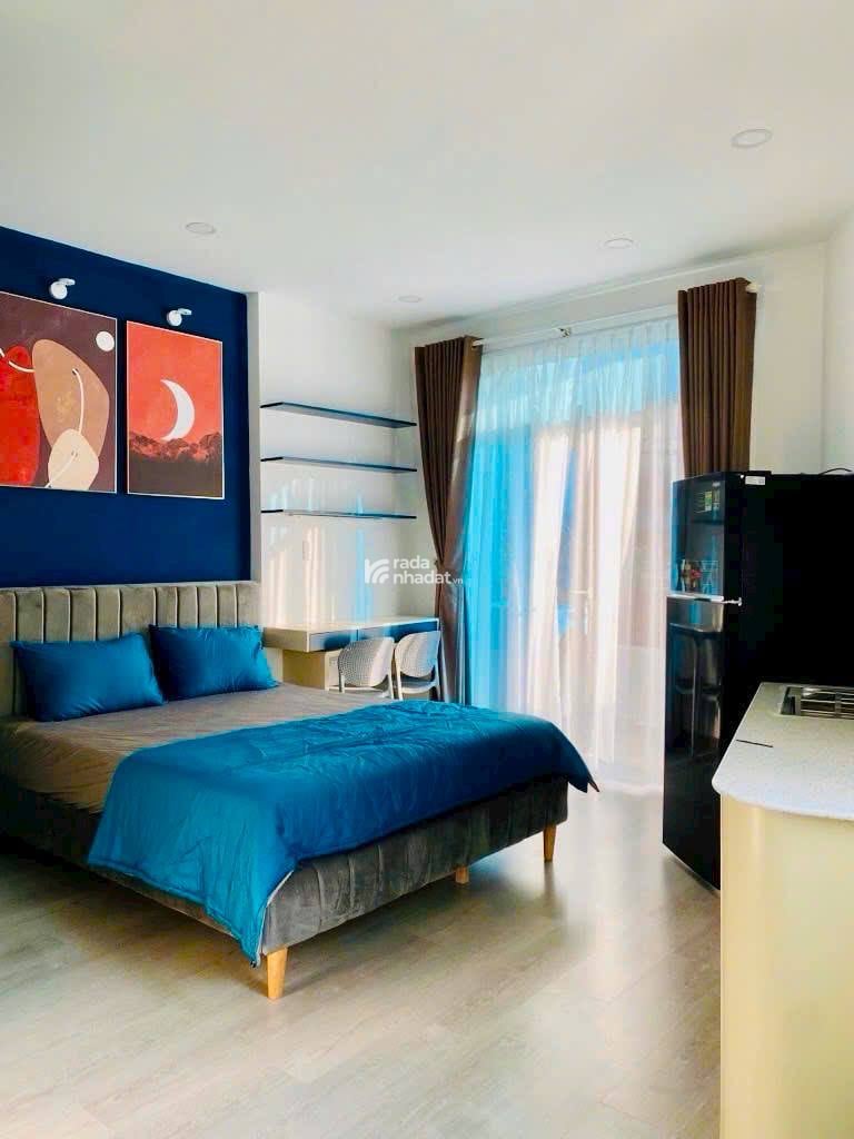 CHÍNH CHỦ NGỘP GẤP BÁN - MẶT TIỀN KINH DOANH KHU PHAN XÍCH LONG 54M2 5 TẦNG , THANG MÁY SỊN