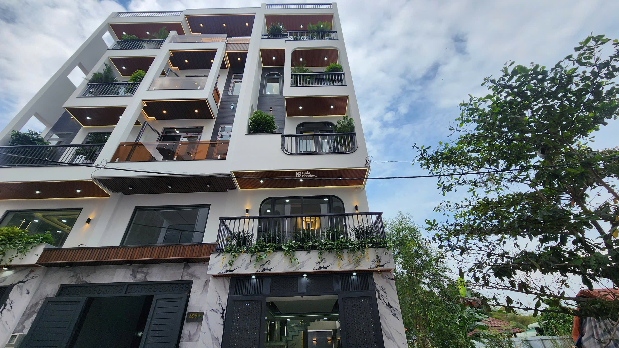 CẶP SIÊU PHẨM KHU VIP TX25 - TOÀN NHÀ LẦU SANG TRỌNG 6.X TỶ