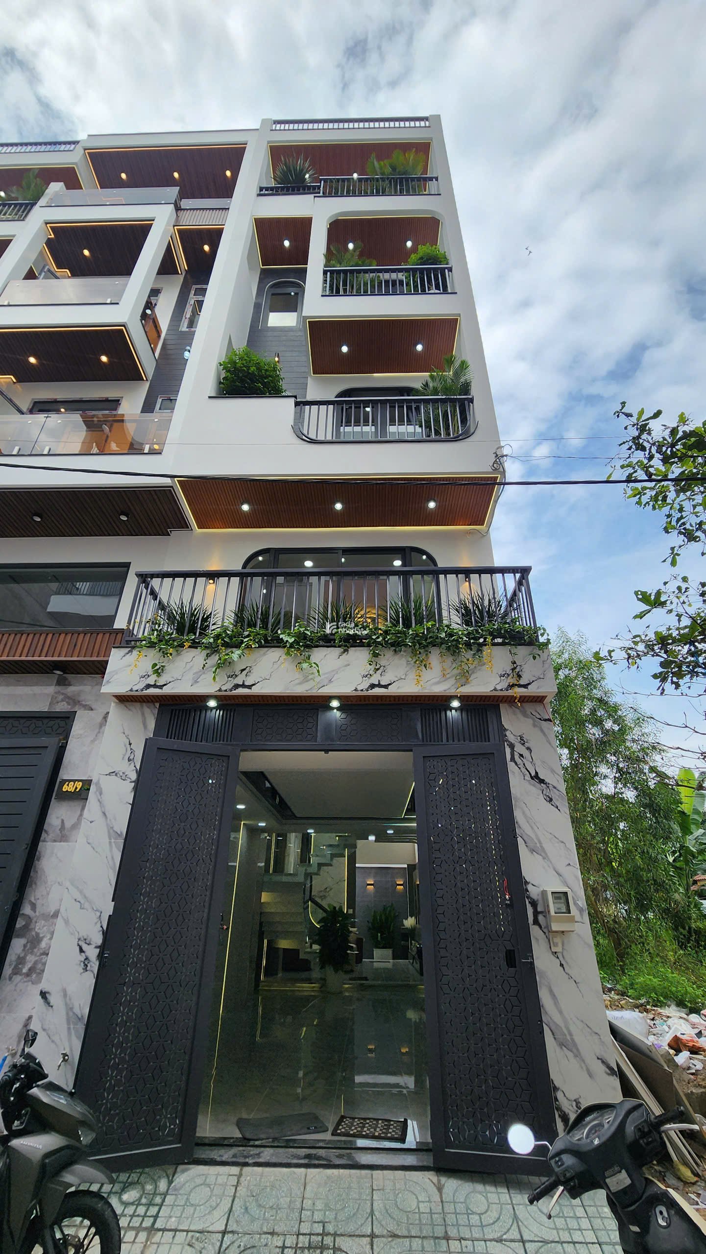 CẶP SIÊU PHẨM KHU VIP TX25 - TOÀN NHÀ LẦU SANG TRỌNG 6.X TỶ