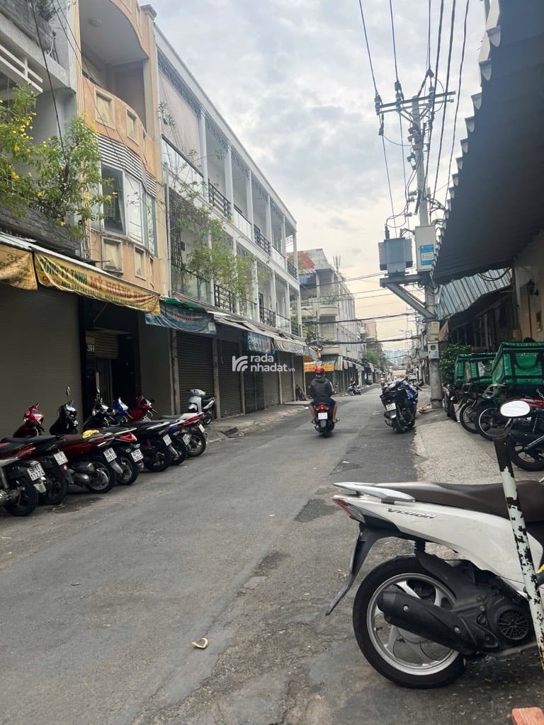 SIÊU PHẨM, SÁT HXH QUANG ĐỊNH, BÌNH THẠNH, 77M2 CÓ KC Ở NGAY. GIẢM 650TR CHỈ 7.8T 