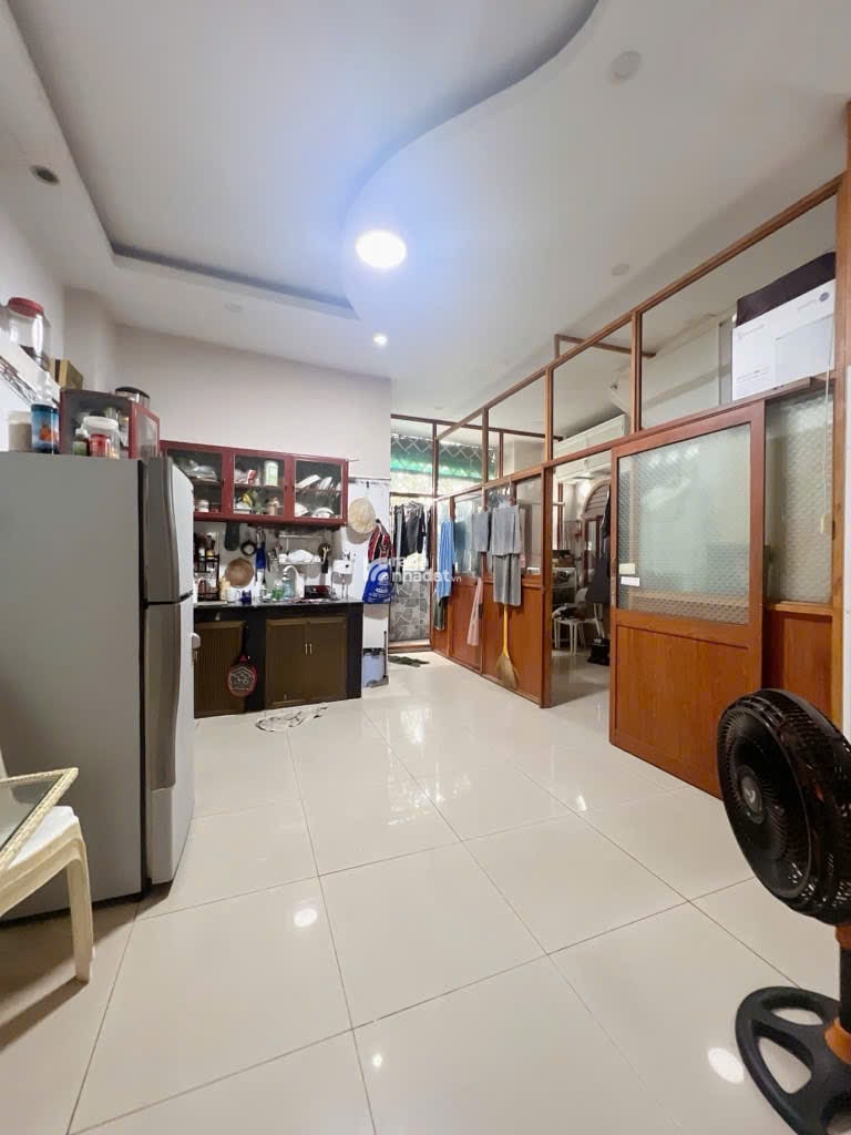 BÁN NHÀ 3 TẦNG 112m2, 1 SẸC,LIÊN KHU 10-11, DÒNG TIỀN 25tr - GÍA 8,7 TỶ