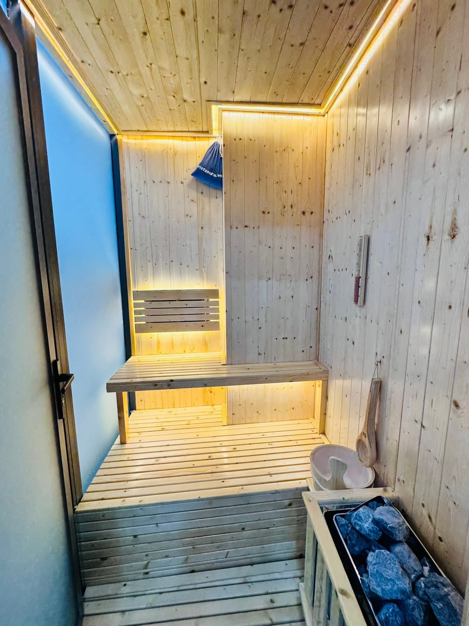 NHÀ ĐẸP Ở NGAY 4 TẦNG HẺM THÔNG GẦN TRƯỜNG ĐOÀN THỊ ĐIỂM 34m2 CHỈ 7,3 TỶ.