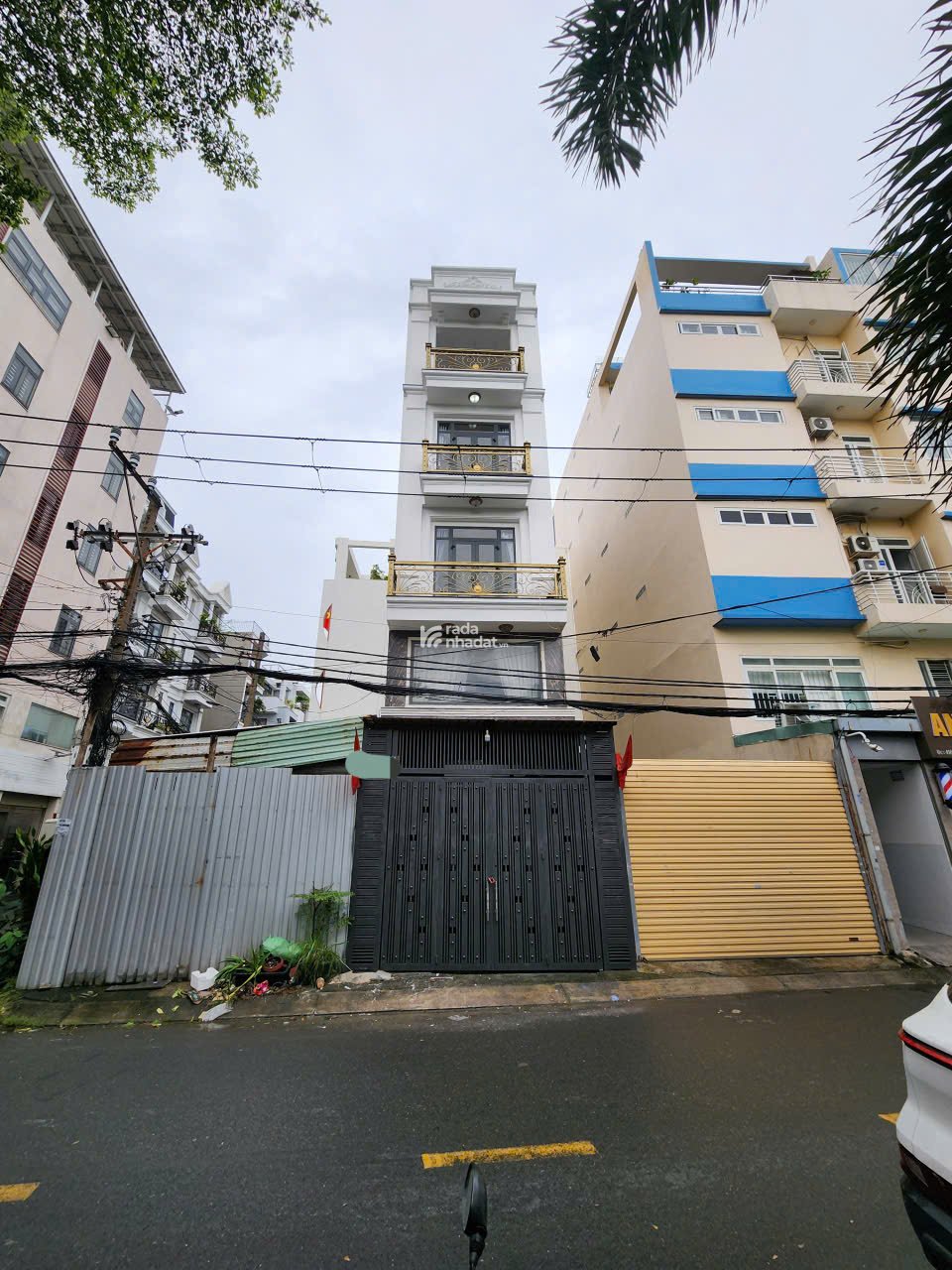 SIÊU PHẨM MẶT TIỀN DƯƠNG QUẢNG HÀM  GÒ VẤP 5 tầng. Có vỉa hè chỉ 14 tỷ