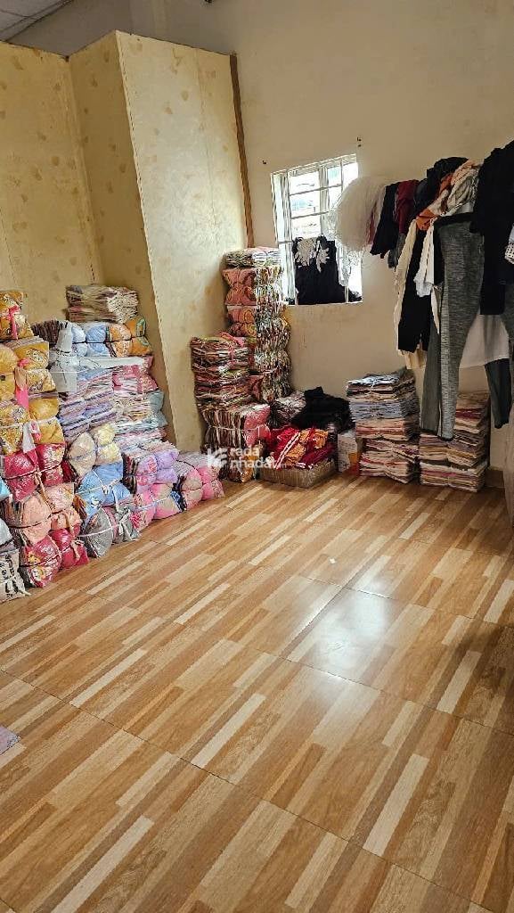 BÁN NHÀ ĐƯỜNG 26/3 BÌNH TÂN 81M2 9X9M 4.X TỶ 4PN HXH GIÁP AEON MALL TÂN PHÚ 