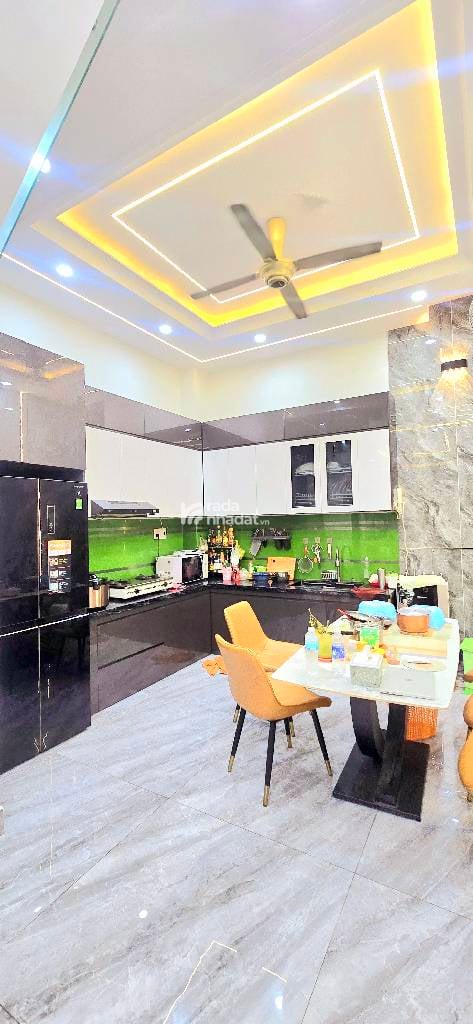 BÁN NHÀ MẶT TIỀN LIÊN KHU 2_10, BÌNH TÂN