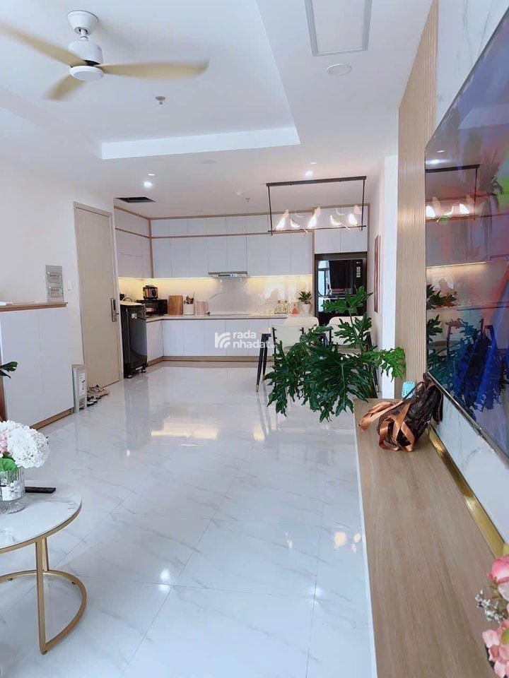 Căn hộ sở hữu lâu dài 2 phòng ngủ giá 2 tỷ(bao gồm 5% sổ) Happy Sky ngay tại trung tâm Nha Trang