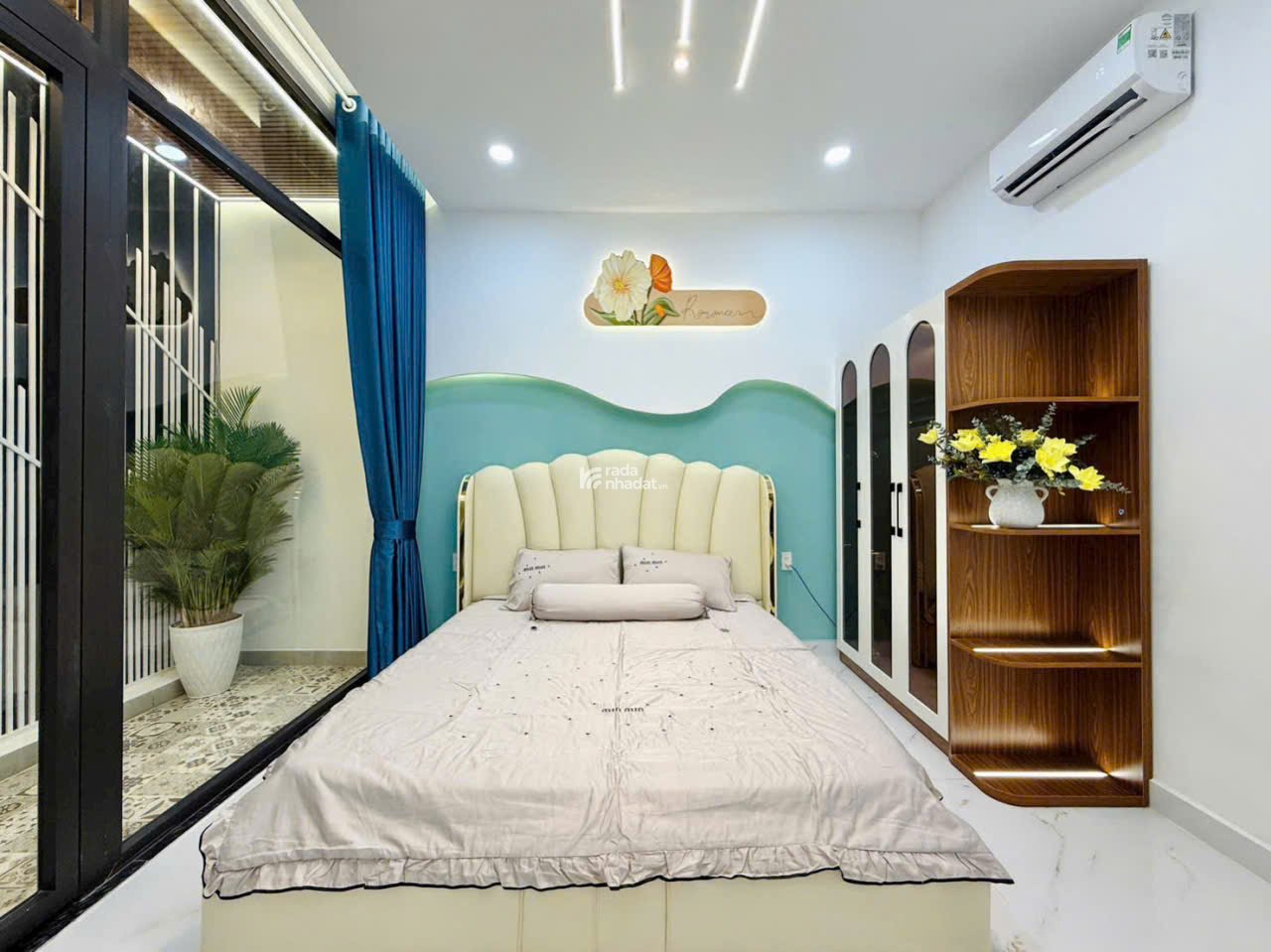 Nhà mới 4 tầng  full nội thất xe hơi ngủ trong nhà, dt 4x12m , Giá 6.5 tỷ