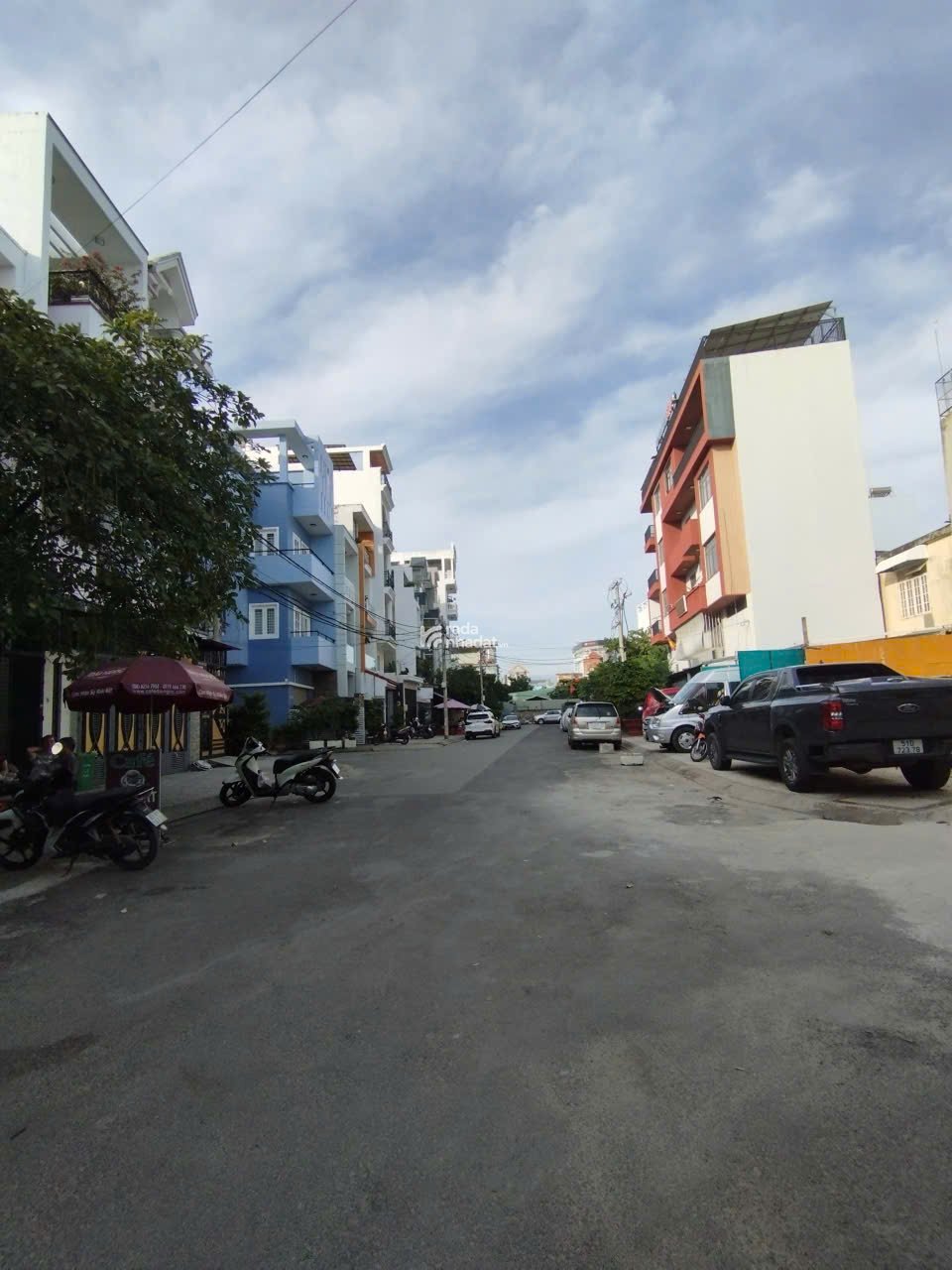 Nhà mới 4 tầng  full nội thất xe hơi ngủ trong nhà, dt 4x12m , Giá 6.5 tỷ