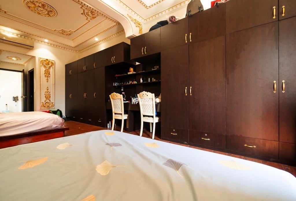 BÁN NHÀ BIỆT THỰ BẾN PHÚ LÂM P.9 Q.6 132M2 NỞ HẬU 2 TẦNG DÁT VÀNG VIEW SÔNG 15.9 TỶ