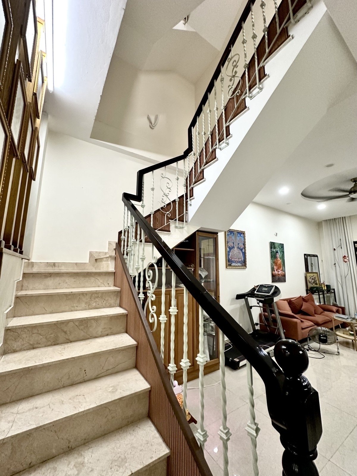 CHỦ GẤP BÁN NHÀ HUỲNH VĂN BÁNH - PHÚ NHUẬN GẦN MT - DT:80M2 (420) 4 TẦNG - CHỈ 11,5 TỶ