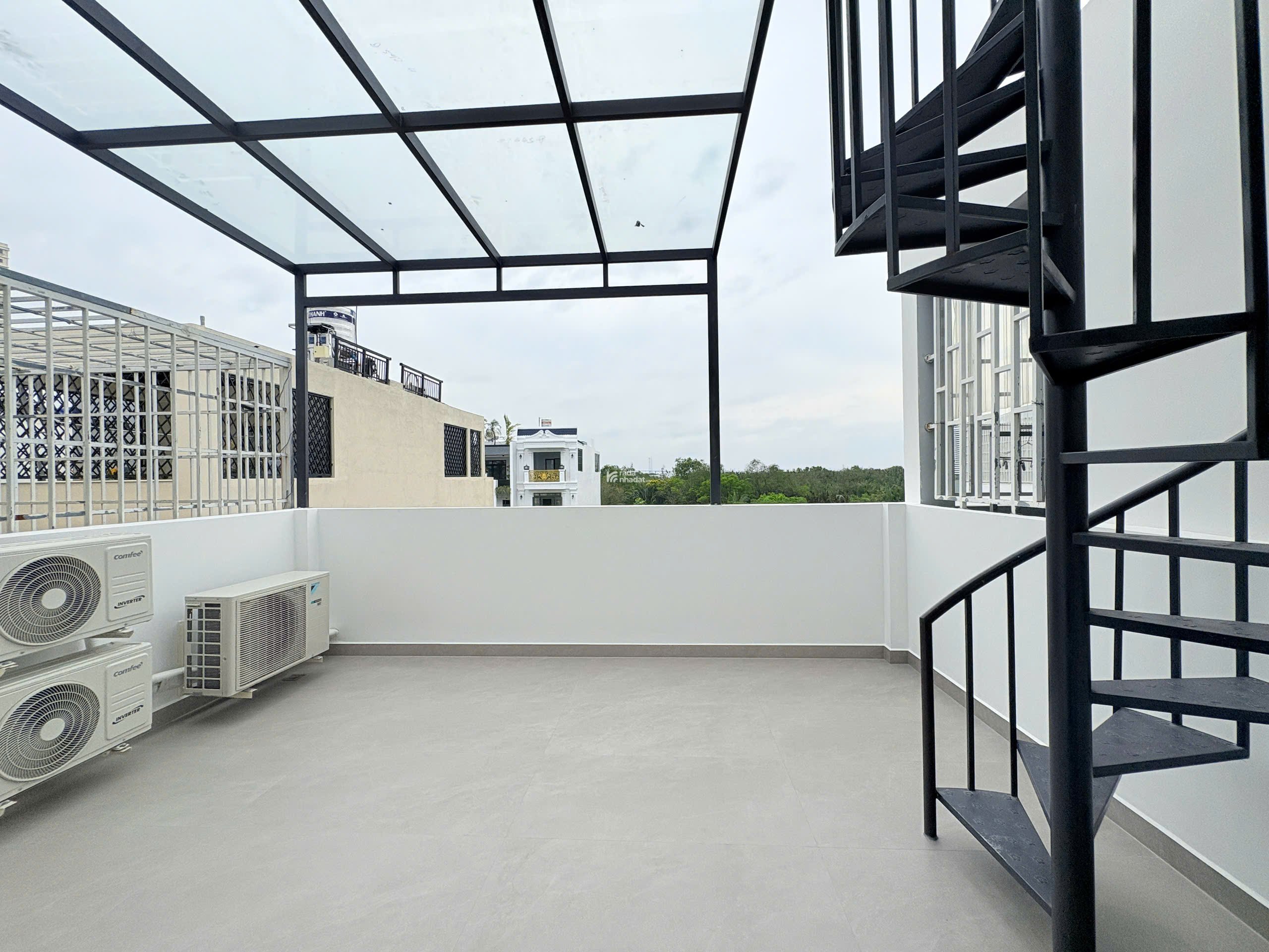 SIÊU PHẨM NHÀ PHỐ HIỆN ĐẠI CÓ THANG MÁY ĐƯỜNG 15M QUẬN 7