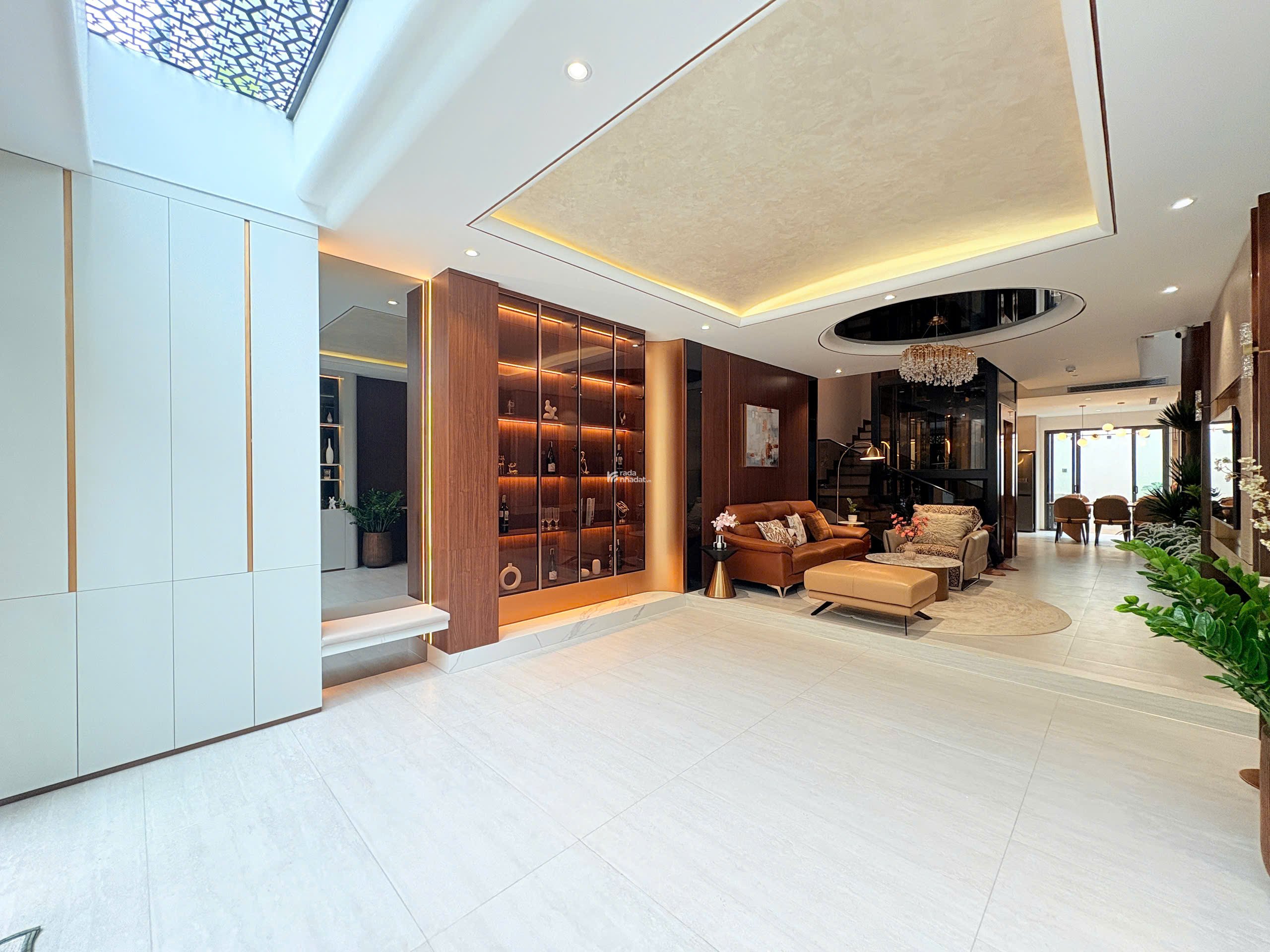 SIÊU PHẨM NHÀ PHỐ HIỆN ĐẠI CÓ THANG MÁY ĐƯỜNG 15M QUẬN 7